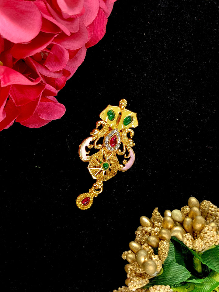Gold sari pin (Gso-08)